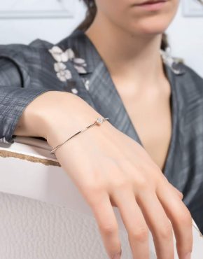 bangle made of silver wire